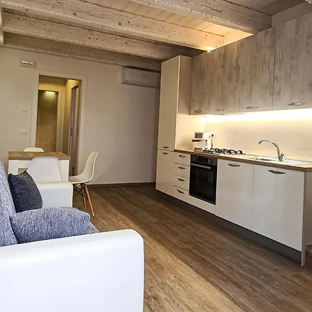 Apartment Redomus *