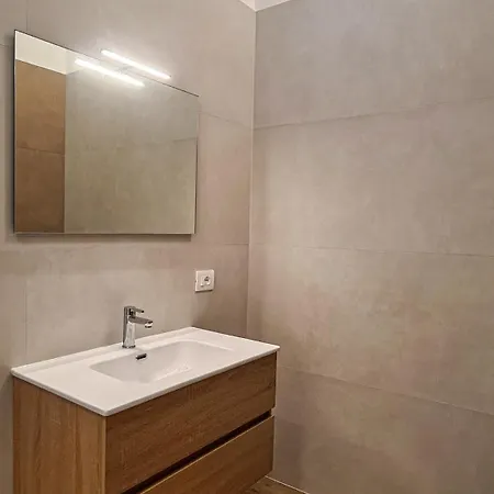 Redomus Apartment *
