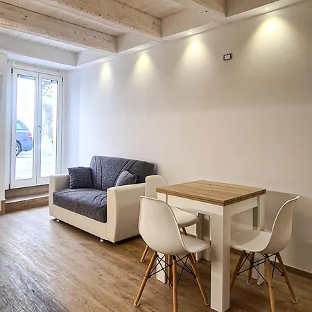 Apartment Redomus *